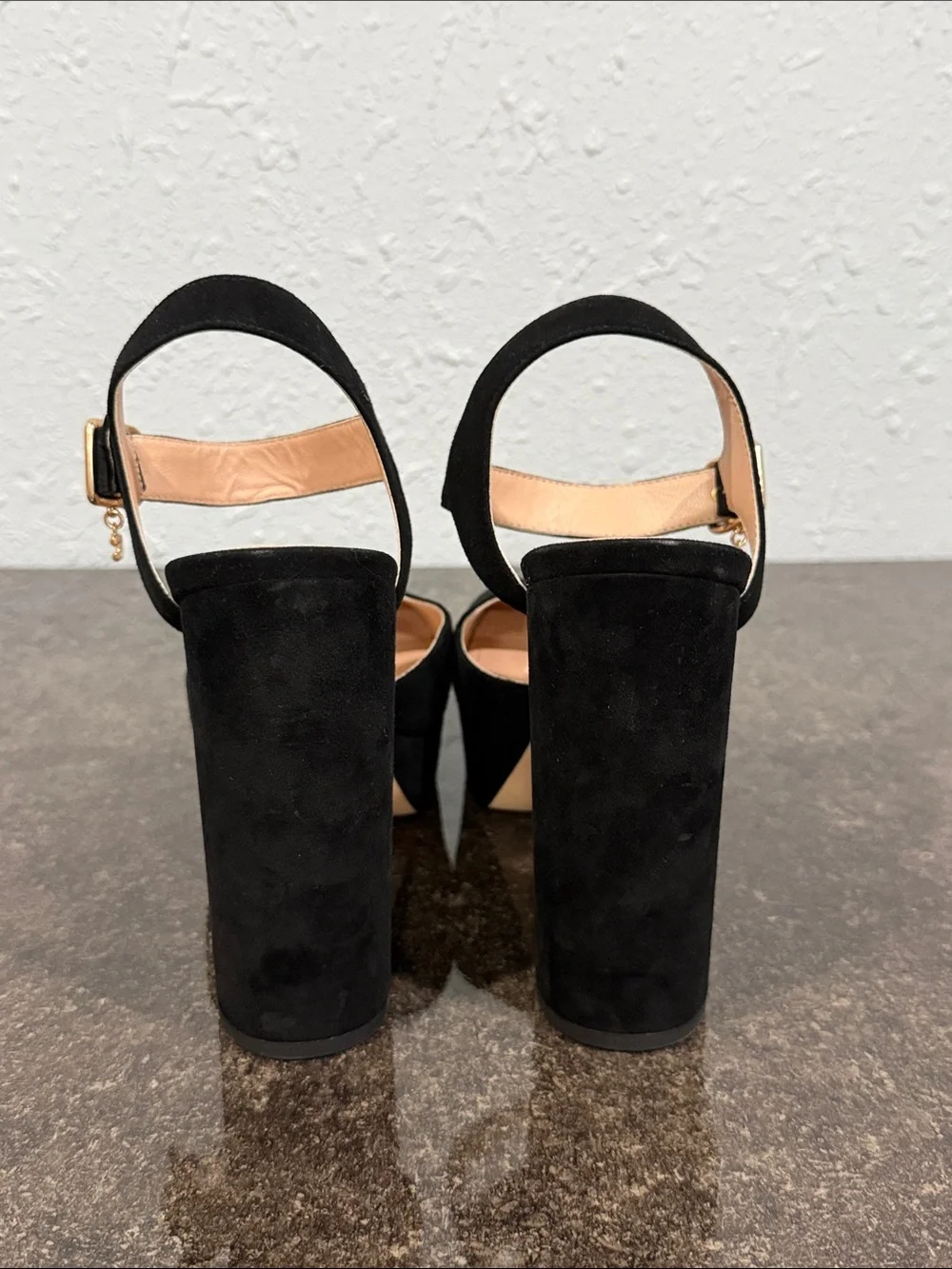 Coach Isabella Suede Black Platform Pump Heels Size 8.5